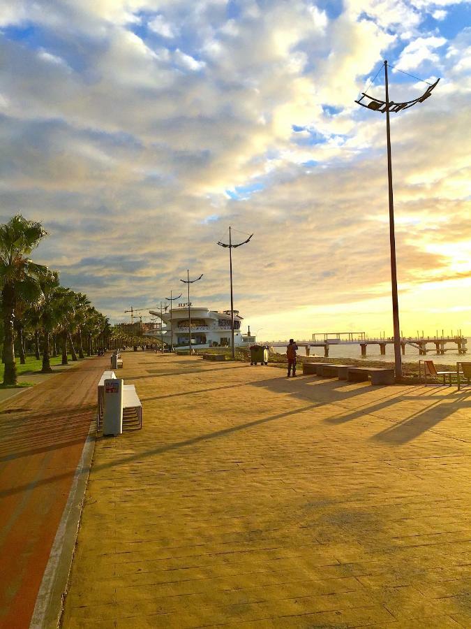Orbi Beach Tower Batumi Ngoại thất bức ảnh