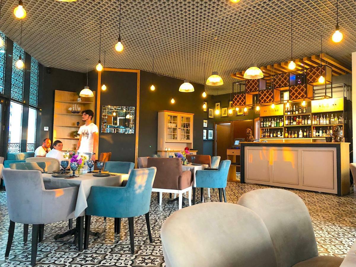 Orbi Beach Tower Batumi Ngoại thất bức ảnh